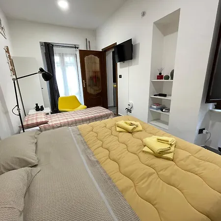 Mini-house In The Centre Διαμέρισμα