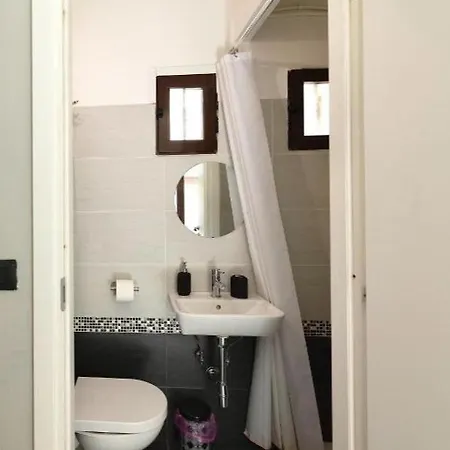 Mini-house In The Centre Apartment