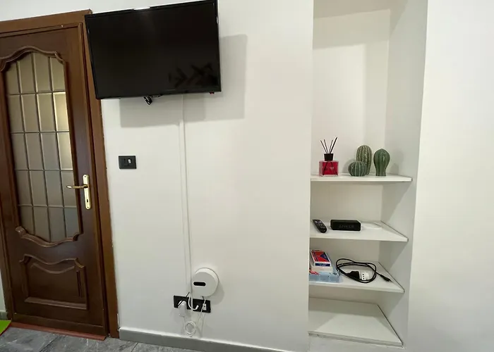 Mini-house In The Centre Turin